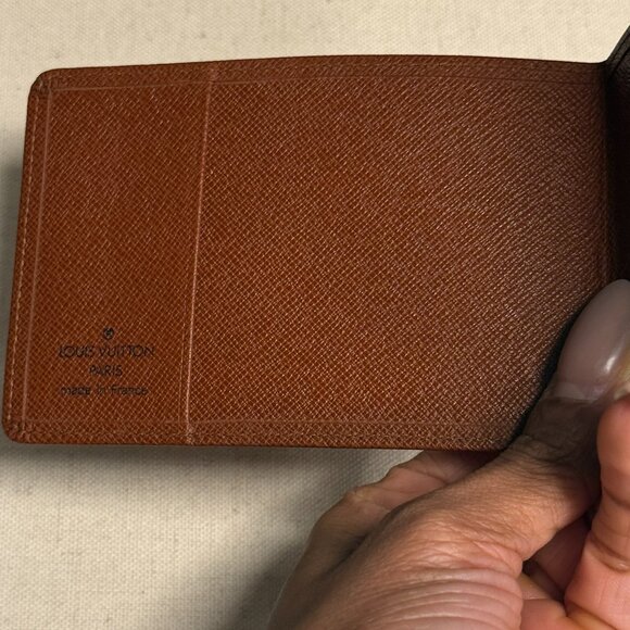 Louis Vuitton Tiaga leather card holder/wallet - Picture 8 of 12